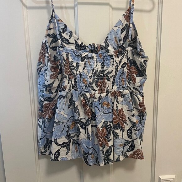 SALE!!! Old Navy Strappy Keyhole-Front Smocked Babydoll Cami Top Floral Sz L - Picture 5 of 7